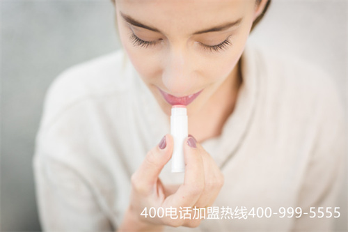 (企業用400電話好還是座機好)(400電話為企業經營揚起風帆)