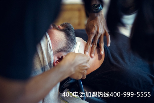 (400電話是企業(yè)電話嗎)(企業(yè)應(yīng)用400電話辦理經(jīng)營實現(xiàn)領(lǐng)先)