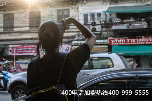 (400電話辦理哪個好)(400電話是企業與客戶聯系的紐帶)