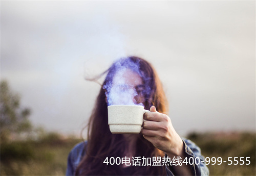 (400電話區(qū)別)(企業(yè)選擇使用400電話有哪些明顯的特點(diǎn)？)